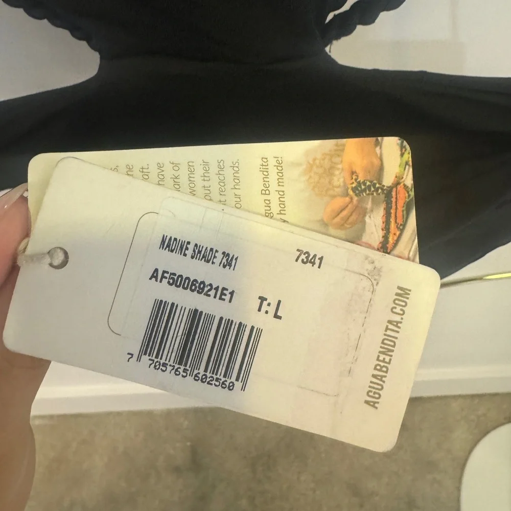 Aguabendita One Piece Swim - Picture 5 of 5